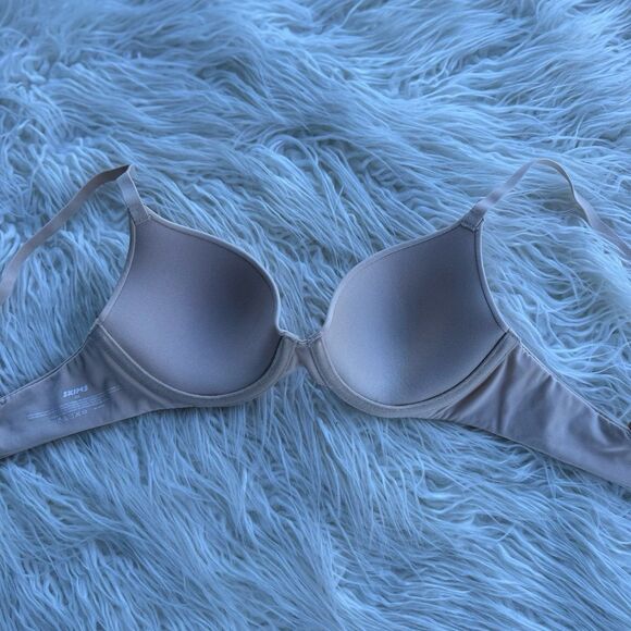 Skims Fits Everybody T-Shirt Bra Sand Size 32A - Picture 8 of 9